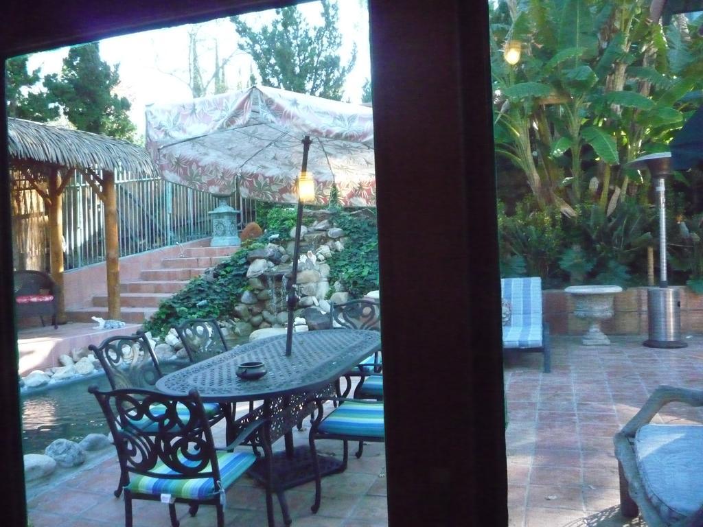 Woodland Hills Calabasas Guesthouses 로스앤젤레스 외부 사진