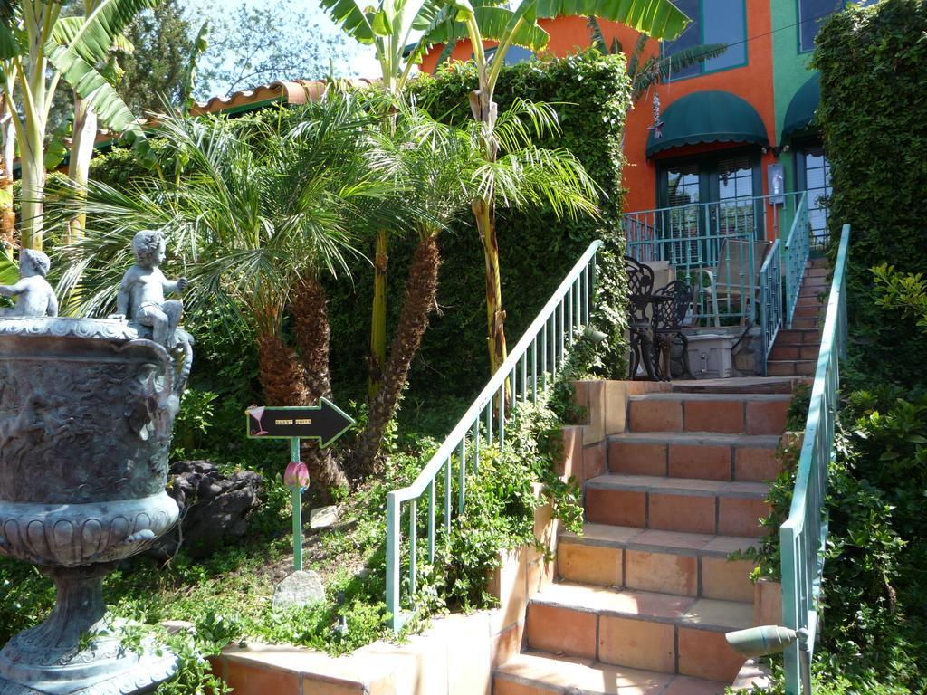 Woodland Hills Calabasas Guesthouses 로스앤젤레스 외부 사진