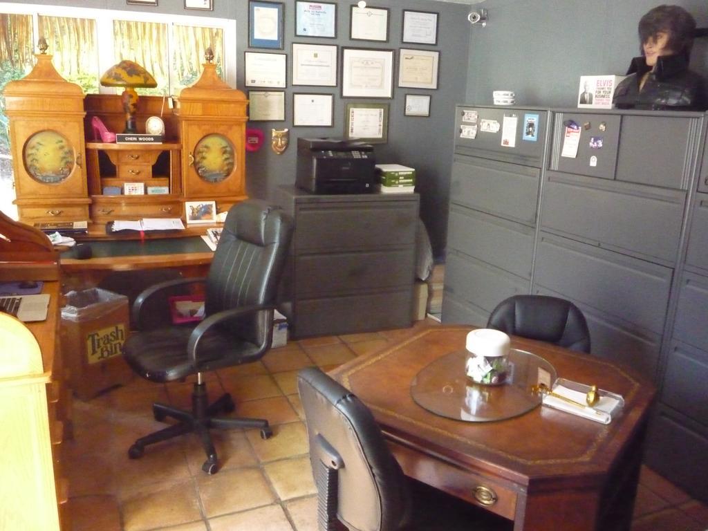 Woodland Hills Calabasas Guesthouses 로스앤젤레스 외부 사진