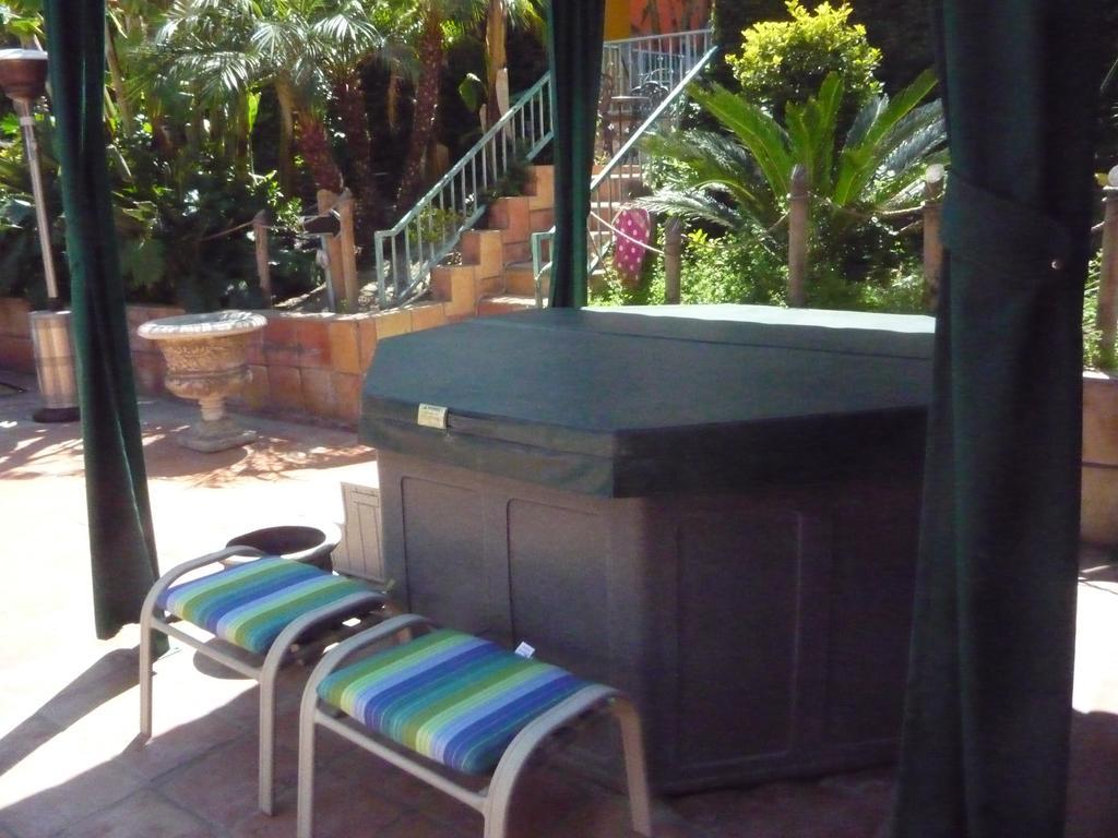 Woodland Hills Calabasas Guesthouses 로스앤젤레스 외부 사진