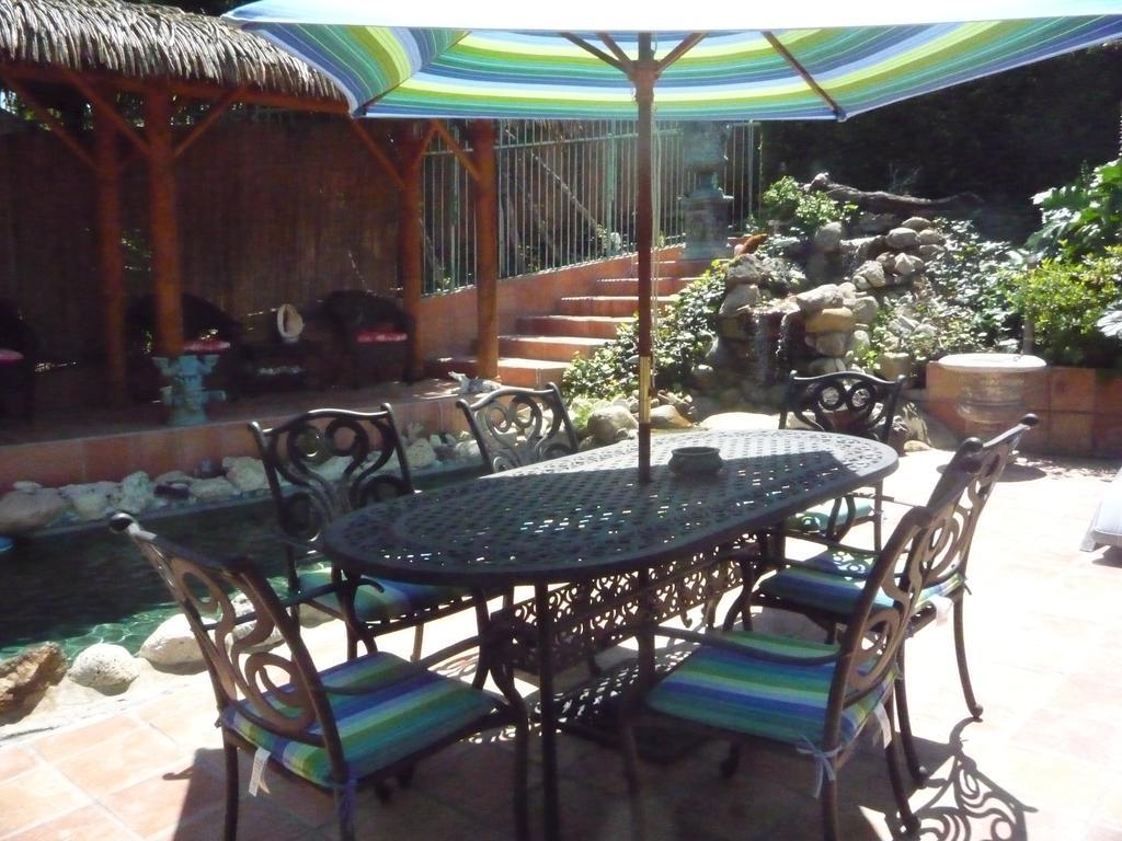 Woodland Hills Calabasas Guesthouses 로스앤젤레스 외부 사진