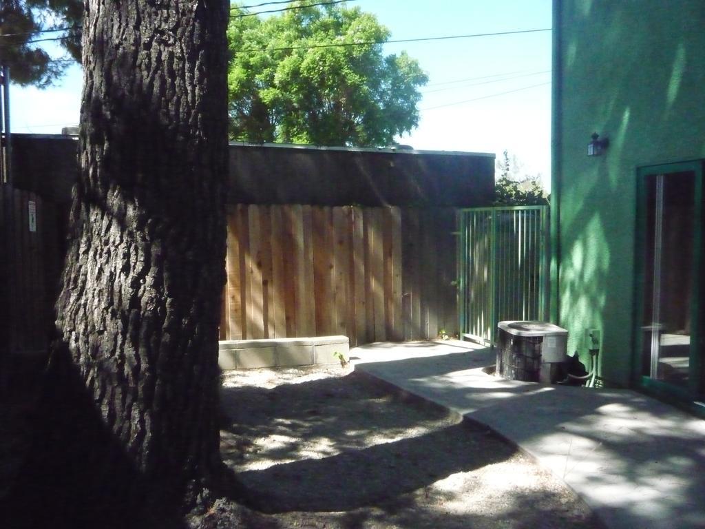 Woodland Hills Calabasas Guesthouses 로스앤젤레스 외부 사진